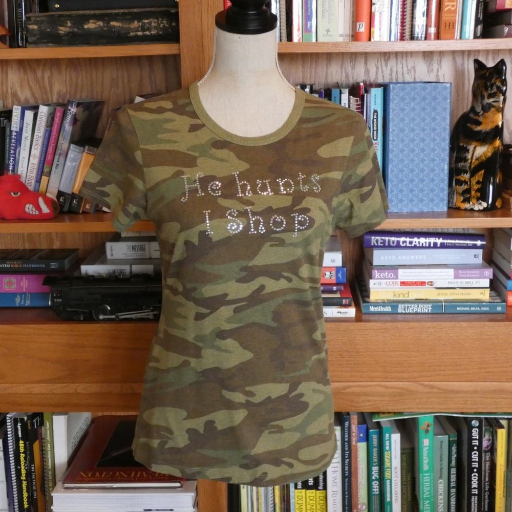 **SUPER CUTE** Camo Bling Girl-Cut T-Shirt